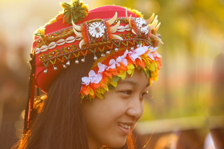 La société évolue et les traditions aussi La société évolue et les traditions aussi